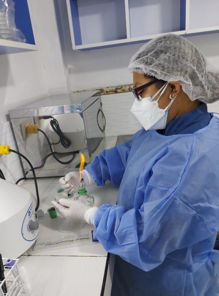 Personal de laboratorio Medilab